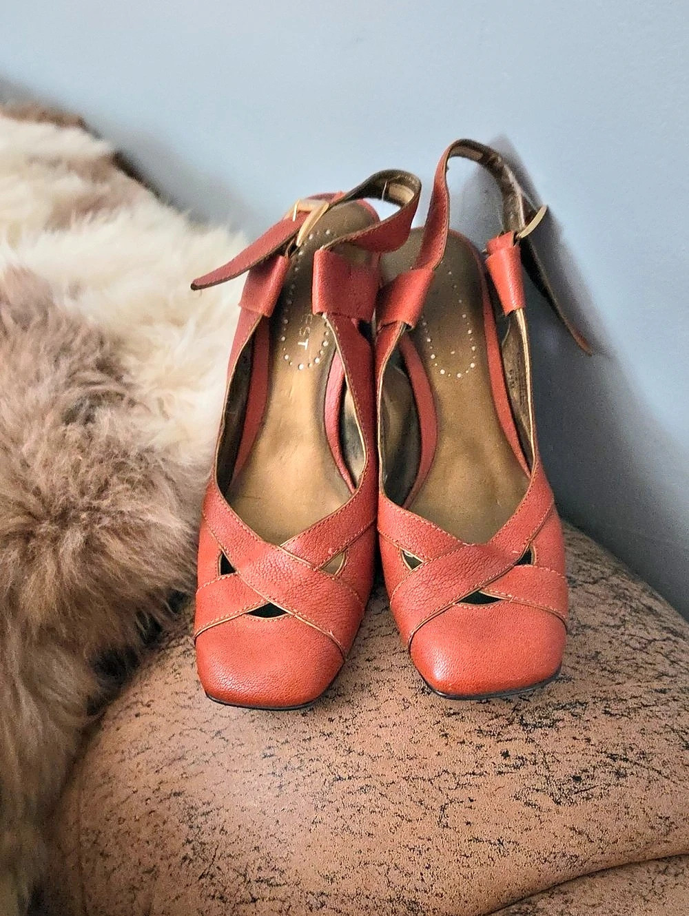 Nine West Red Brick Color Strappy Block Heel Sandals 6.5 Pebbled Leather